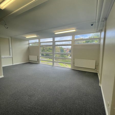 professional wall painted by jl smith decorators in bromsgrove